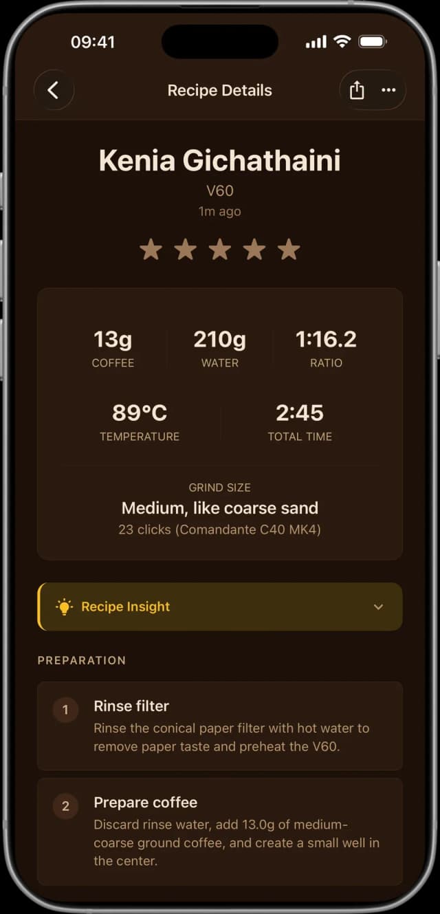 Coffee Master app showing a base recipe for Kenia Gichathaini brewed on V60 with grind clicks, temperature, and timing